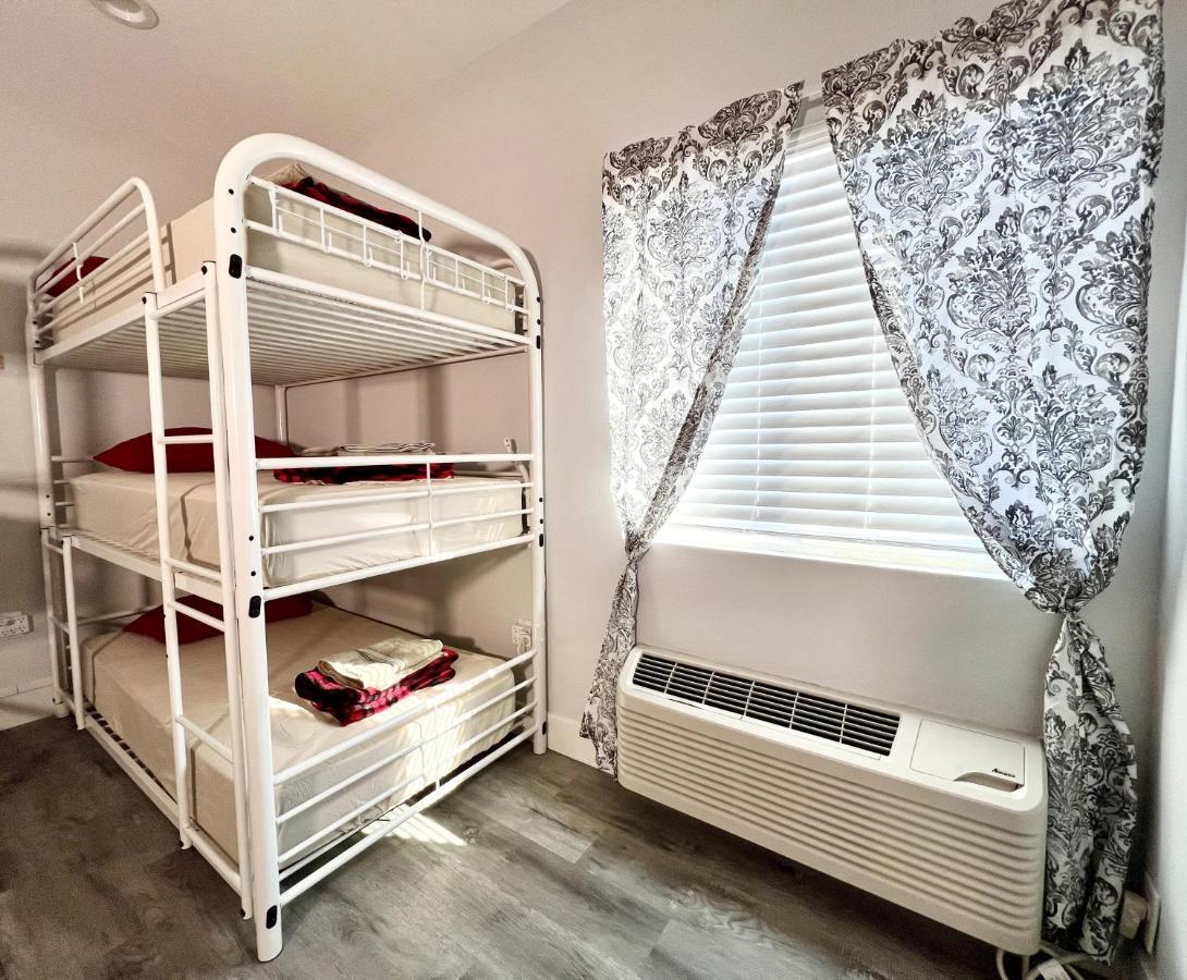 Pineapple Hostel Los Angeles Extérieur photo